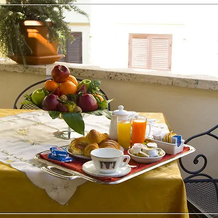 Residenza Canova Tadolini - Guesthouse 