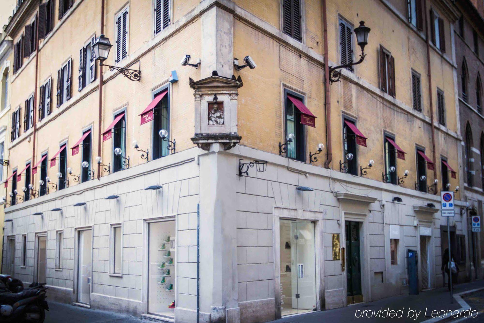 Affittacamere Residenza Canova Tadolini 4*